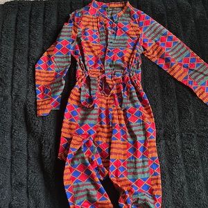 Patterned cotton. Diyanu brand. Small. Red, orange, blue, black and green.